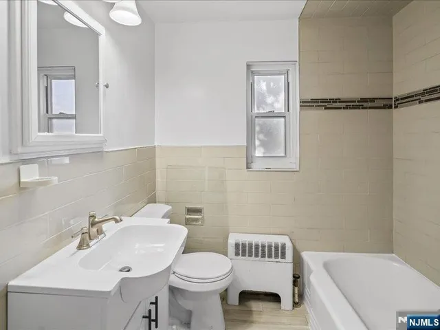 $2,500 | 486 Blanchard Terrace, Unit 78, Hackensack, NJ 07601