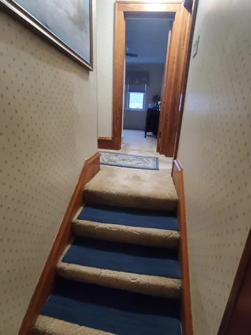 $325,000 | 457 Arlington Avenue, Elgin, IL 60120