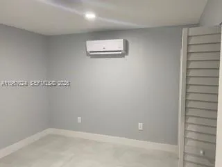 $2,500 | Hialeah, Hialeah, FL 33010