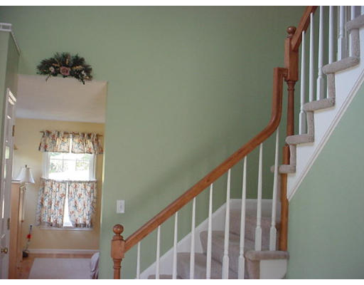2 Partridge Place Georgetown, MA 01833 - Photo 7 of 12 Gallery Image 7