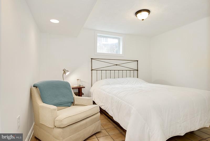 2002 Henry Road Rockville, MD 20851 - Photo 19 of 30 Bedroom