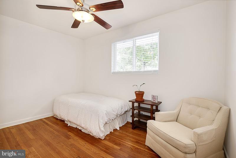 2002 Henry Road Rockville, MD 20851 - Photo 24 of 30 Bedroom