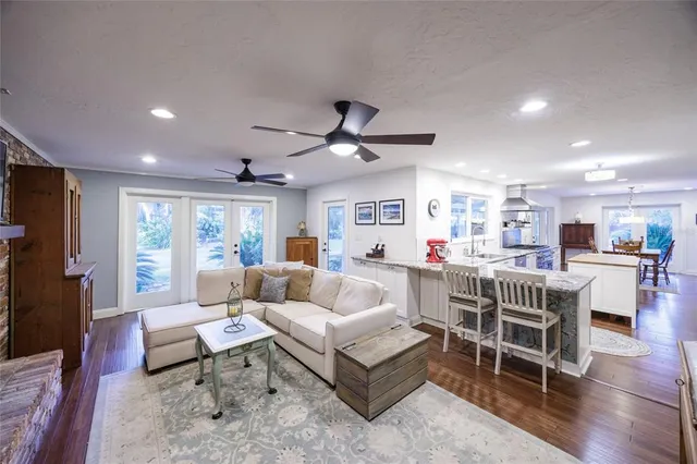 $799,000 | 2006 Northwest 104th Way, Gainesville, FL 32606