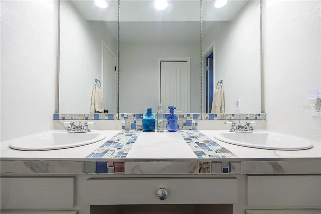 $799,000 | 2006 Northwest 104th Way, Gainesville, FL 32606