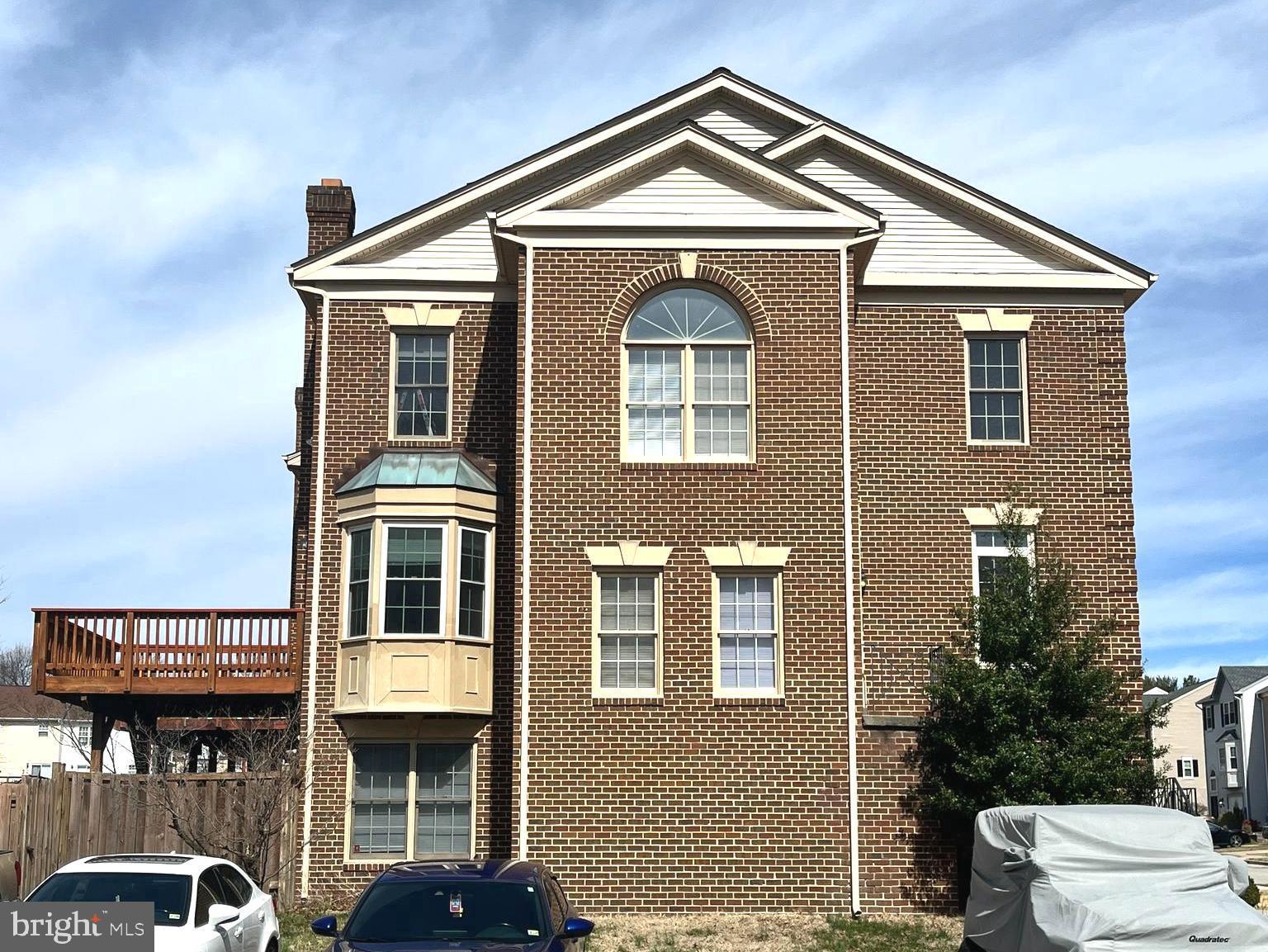 2034 Pinecroft Court Odenton, MD 21113 - Photo 3 of 31 a front view of a house