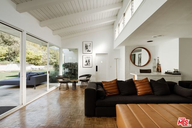 $9,999,990 | 248 North Glenroy Avenue, Los Angeles, CA 90049