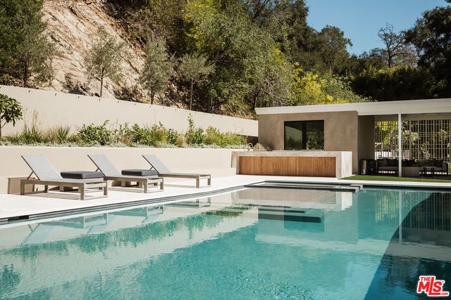 $9,999,990 | 248 North Glenroy Avenue, Los Angeles, CA 90049