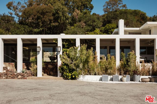 $9,999,990 | 248 North Glenroy Avenue, Los Angeles, CA 90049