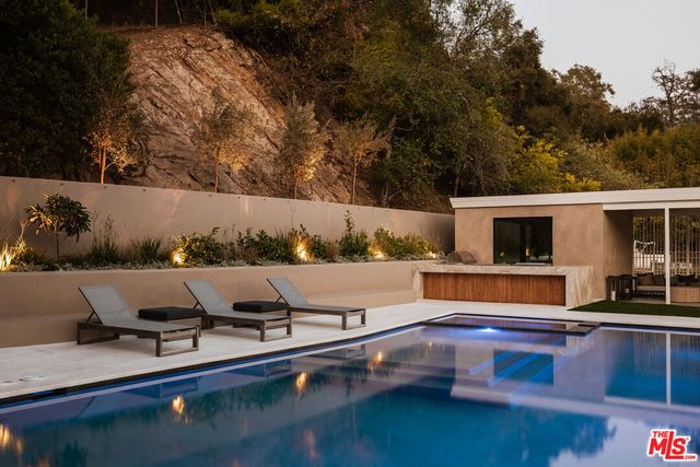 $9,999,990 | 248 North Glenroy Avenue, Los Angeles, CA 90049