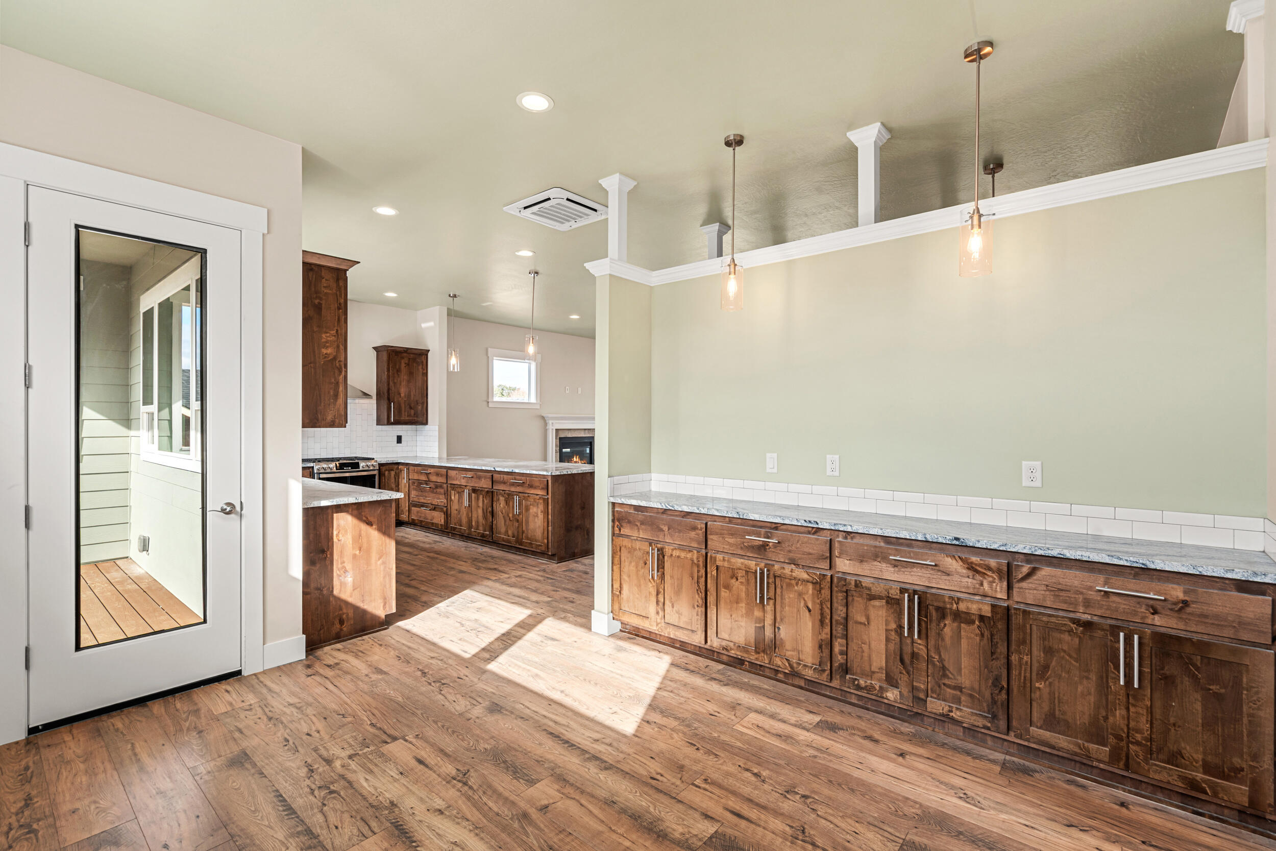 4260 Falcon Ridge Terrace Medford, OR 97504 - Photo 13 of 46