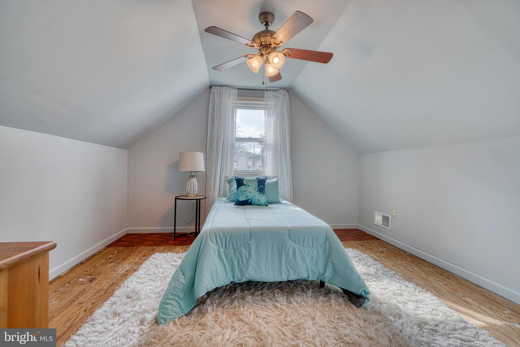 7912 Highpoint Road Baltimore, MD 21234 - Photo 26 of 38 Upper Level Bedroom 3