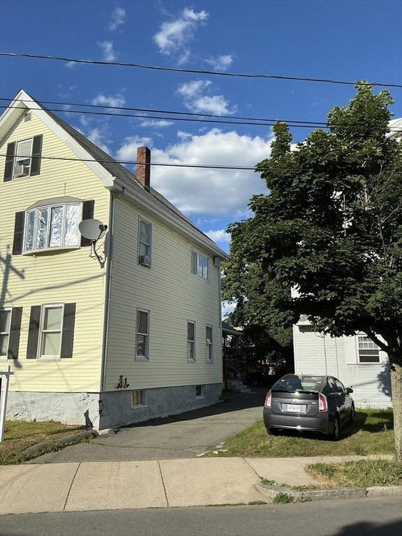 82 West Street Malden, MA 02148 - Photo 3 of 26