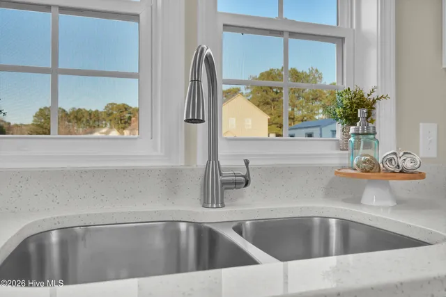 $315,000 | 106 Cottage Lane, Jacksonville, NC 28546