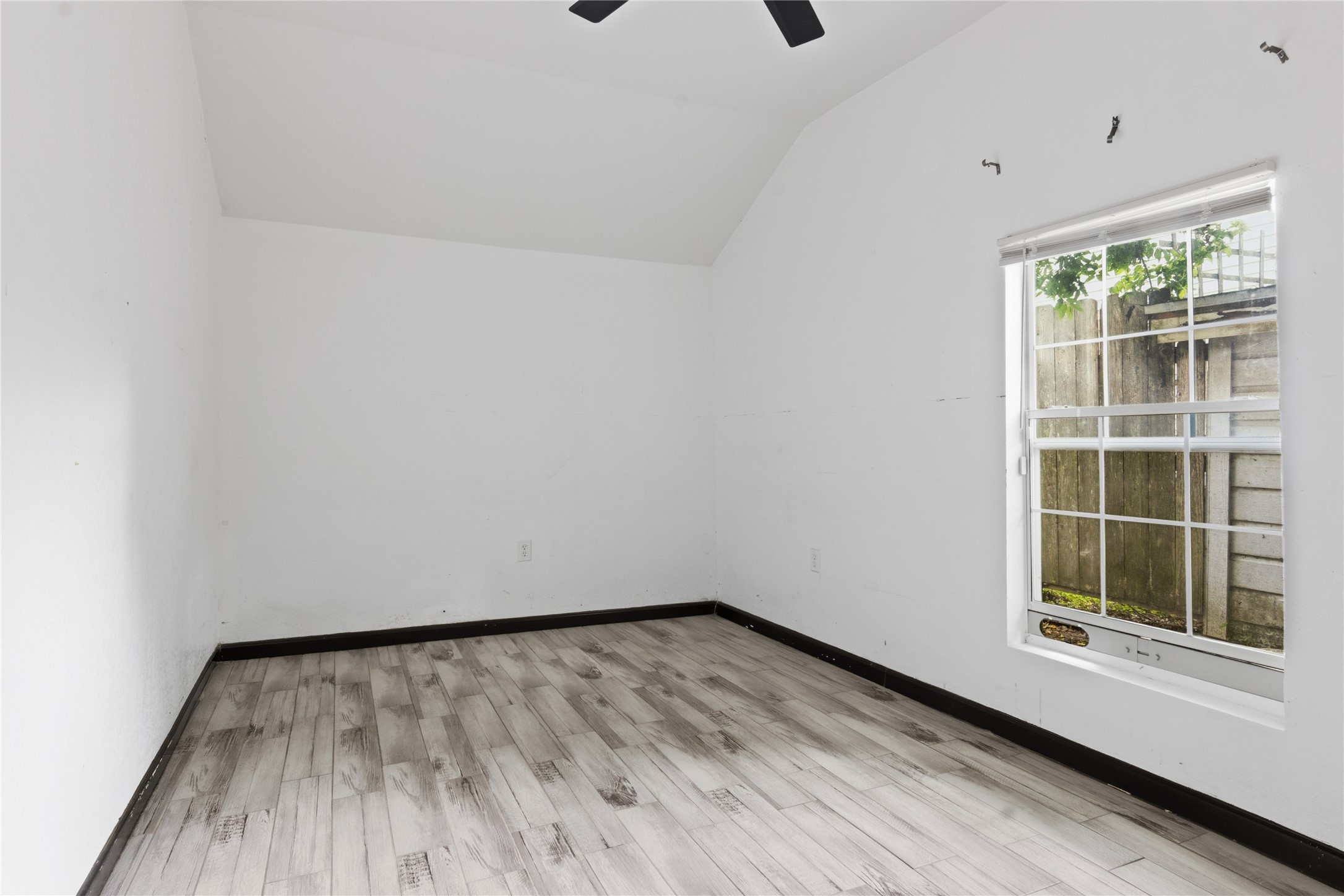 1903 Oleander La Marque, TX 77568 - Photo 15 of 20
