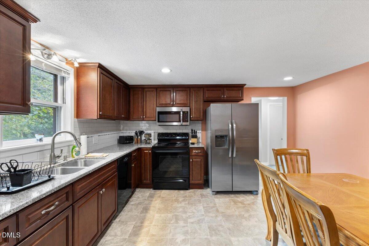 2800 Crest Street Durham, NC 27705 - Photo 15 of 30 32-2800 Crest St