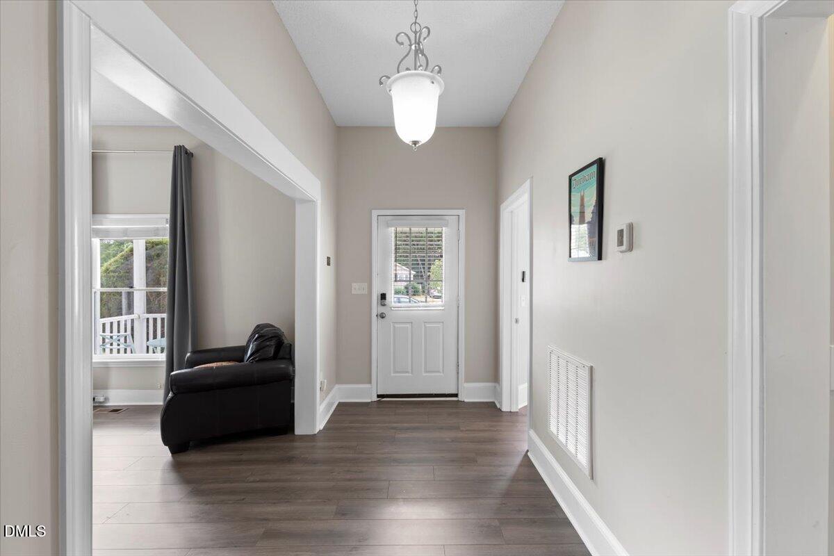 2800 Crest Street Durham, NC 27705 - Photo 2 of 30 10-2800 Crest St