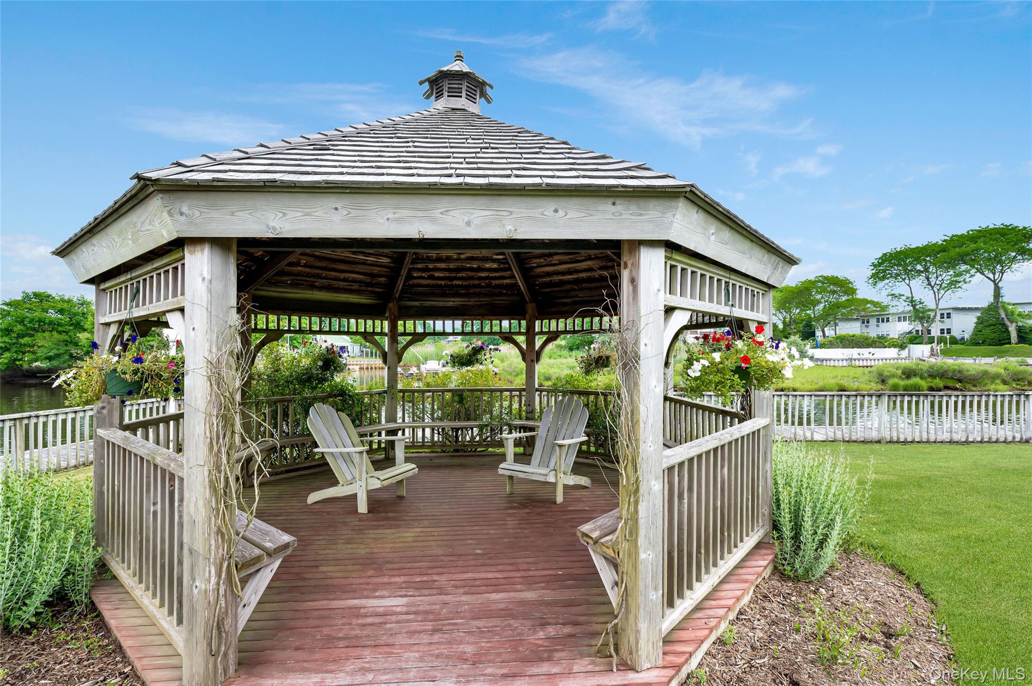 3004 Mitchell Road Westhampton Beach, NY 11978 - Photo 21 of 24