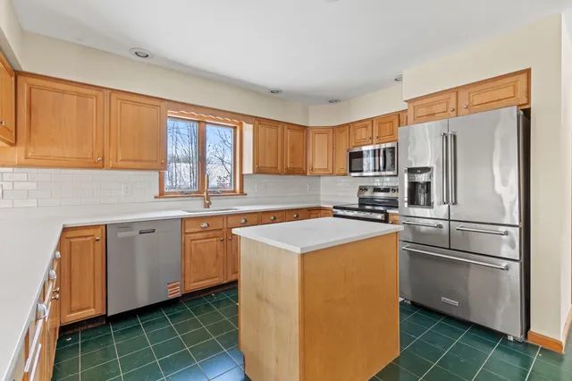 $539,000 | 20 Brandywine Circle, Auburn, ME 04210