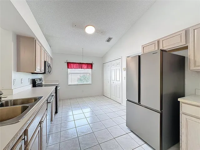 $279,900 | 3821 Doune Way, Clermont, FL 34711