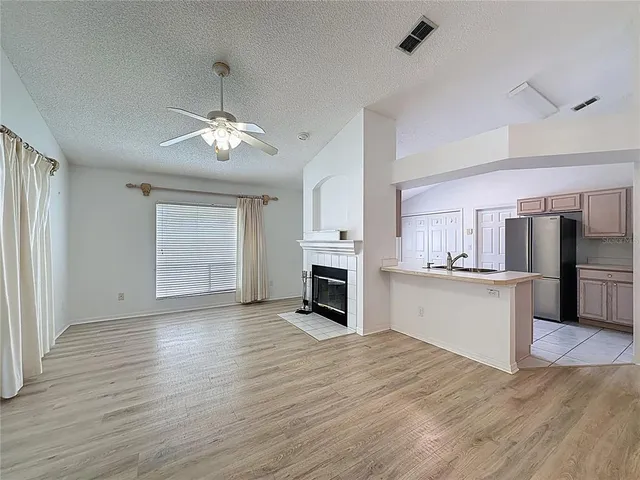 $279,900 | 3821 Doune Way, Clermont, FL 34711