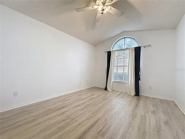 $279,900 | 3821 Doune Way, Clermont, FL 34711