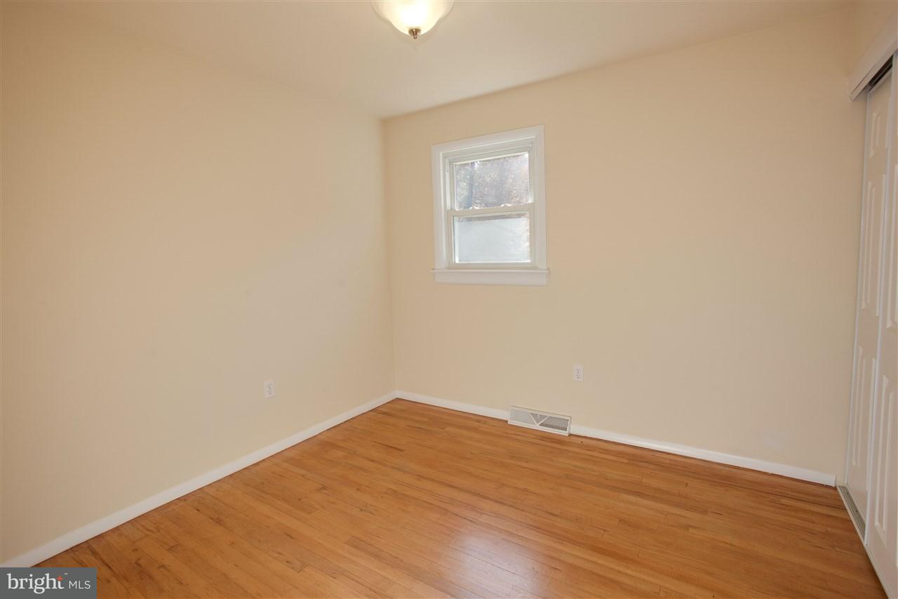 1641 Laurel Road Harrisburg, PA 17112 - Photo 11 of 22 Gallery Image 11