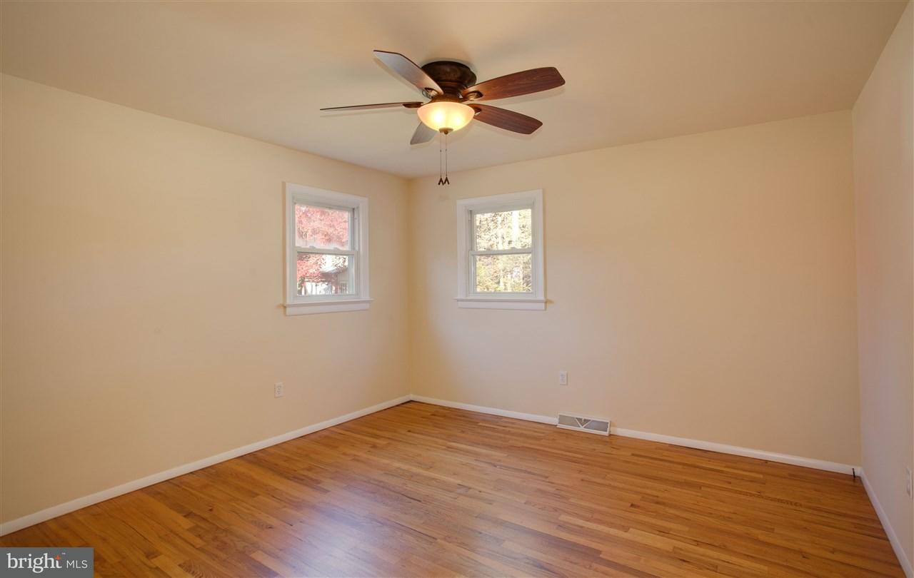 1641 Laurel Road Harrisburg, PA 17112 - Photo 8 of 22 Gallery Image 8