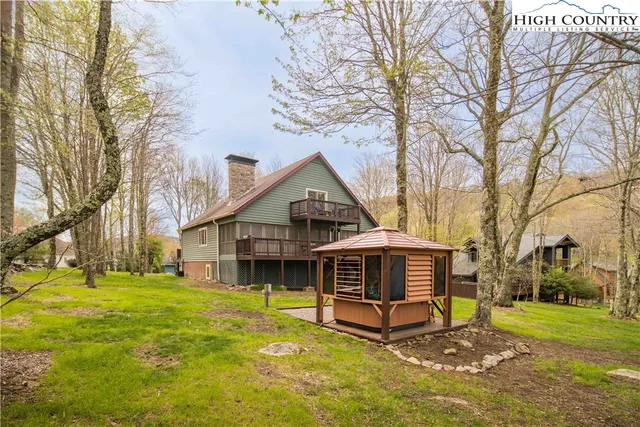 $622,500 | 109 Old Field Road, Beech Mountain, NC 28604
