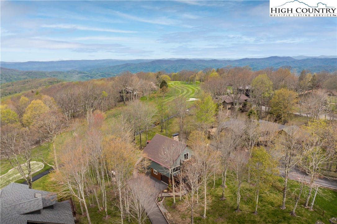 109 Old Field Road Beech Mountain, NC 28604 - Photo 5 of 50