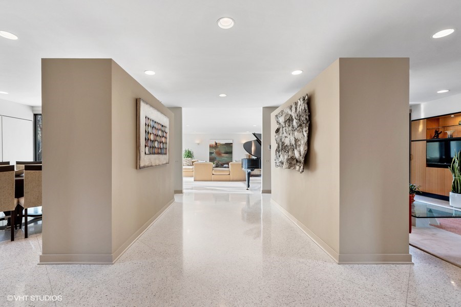 1700 Ridge Road Highland Park, IL 60035 - Photo 11 of 56