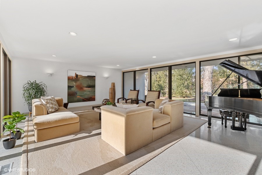 1700 Ridge Road Highland Park, IL 60035 - Photo 13 of 56 a living room with furniture and a large window