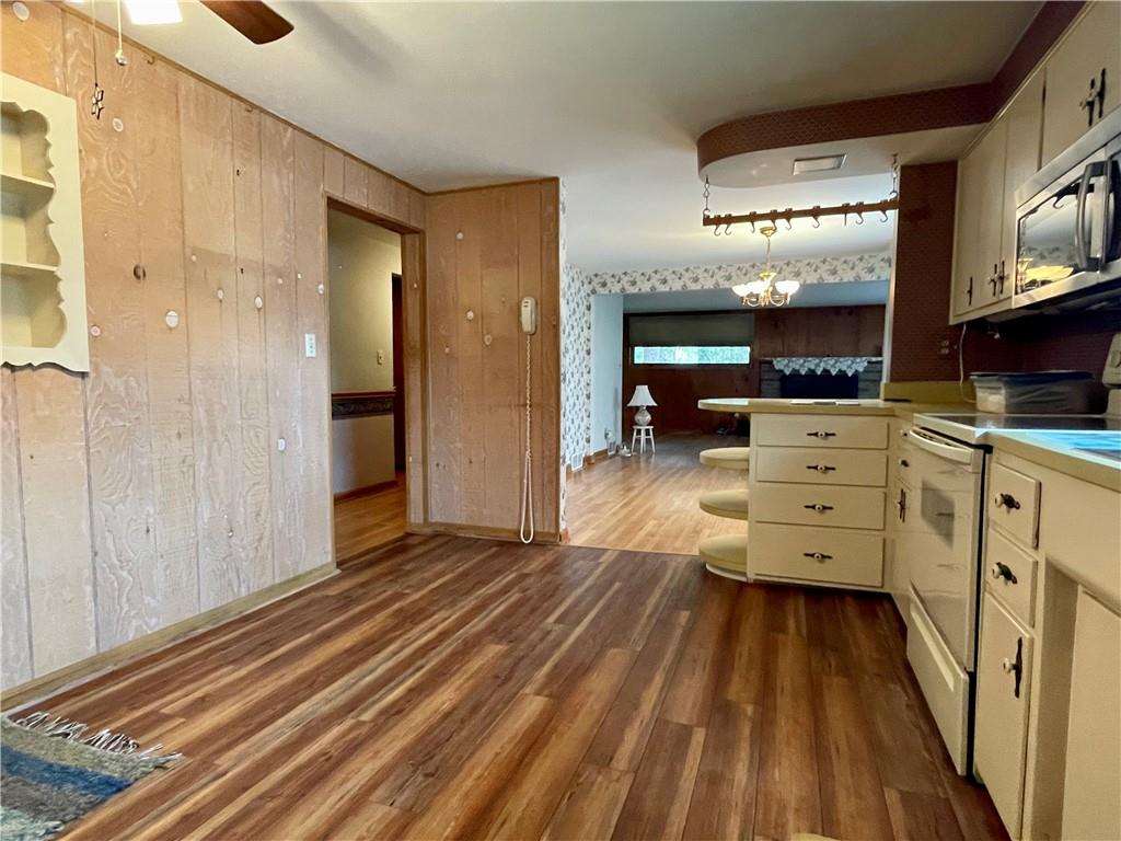 2774 Pulaski Road New Castle, PA 16105 - Photo 5 of 19 a view of living room and kitchen with furniture