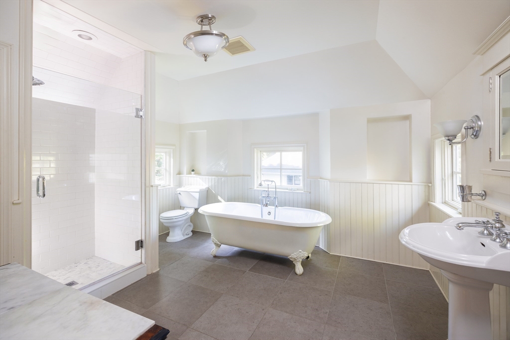 17 Winthrop Road Lexington, MA 02421 - Photo 21 of 29