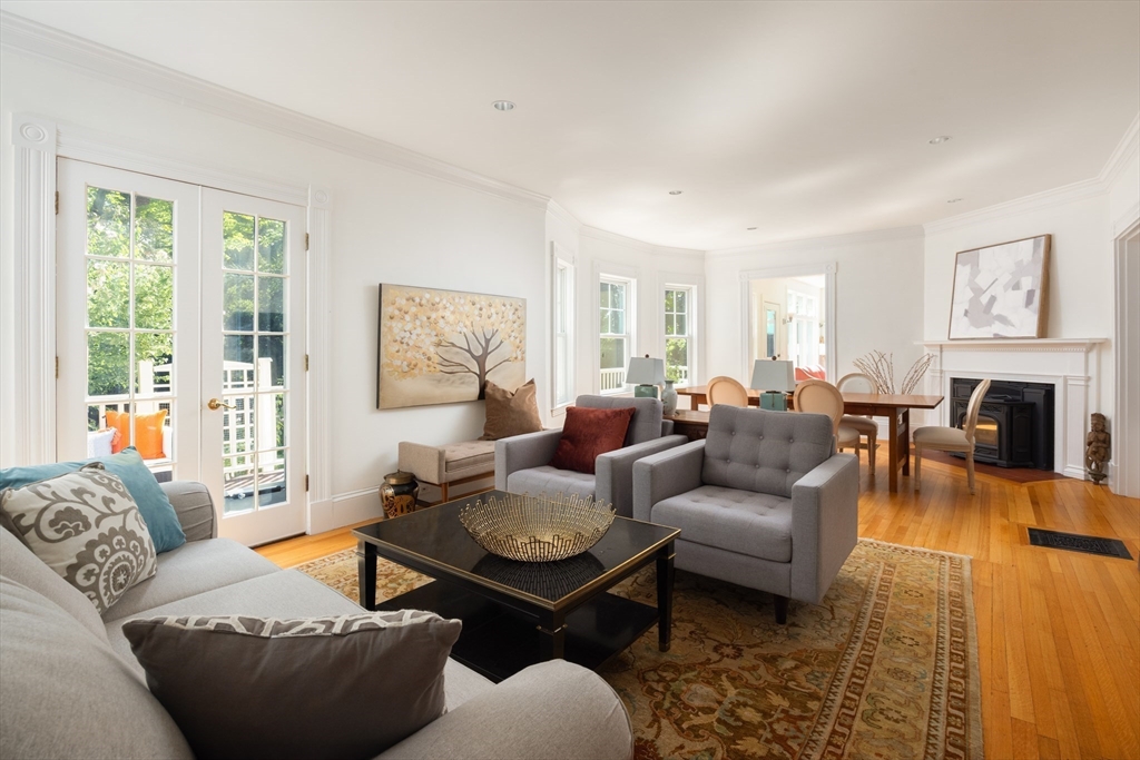 17 Winthrop Road Lexington, MA 02421 - Photo 6 of 29