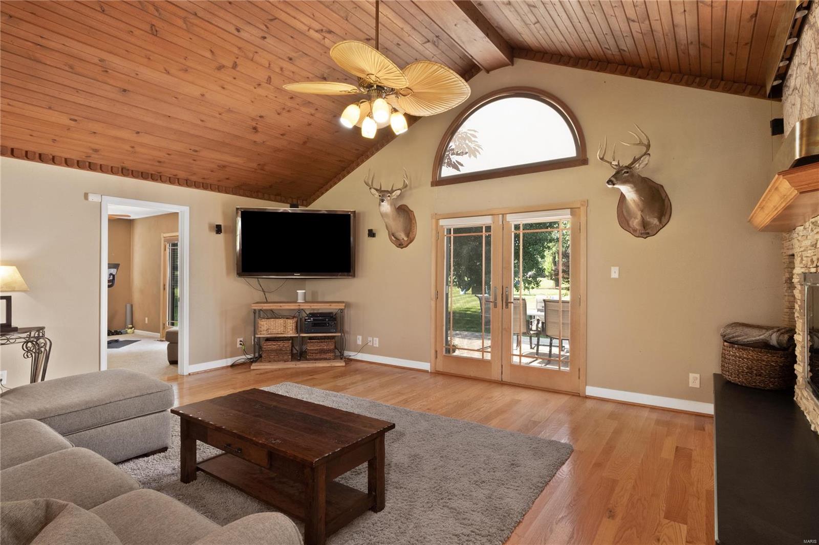 2201 Stemler Road Columbia, IL 62236 - Photo 11 of 39 Gallery Image 11