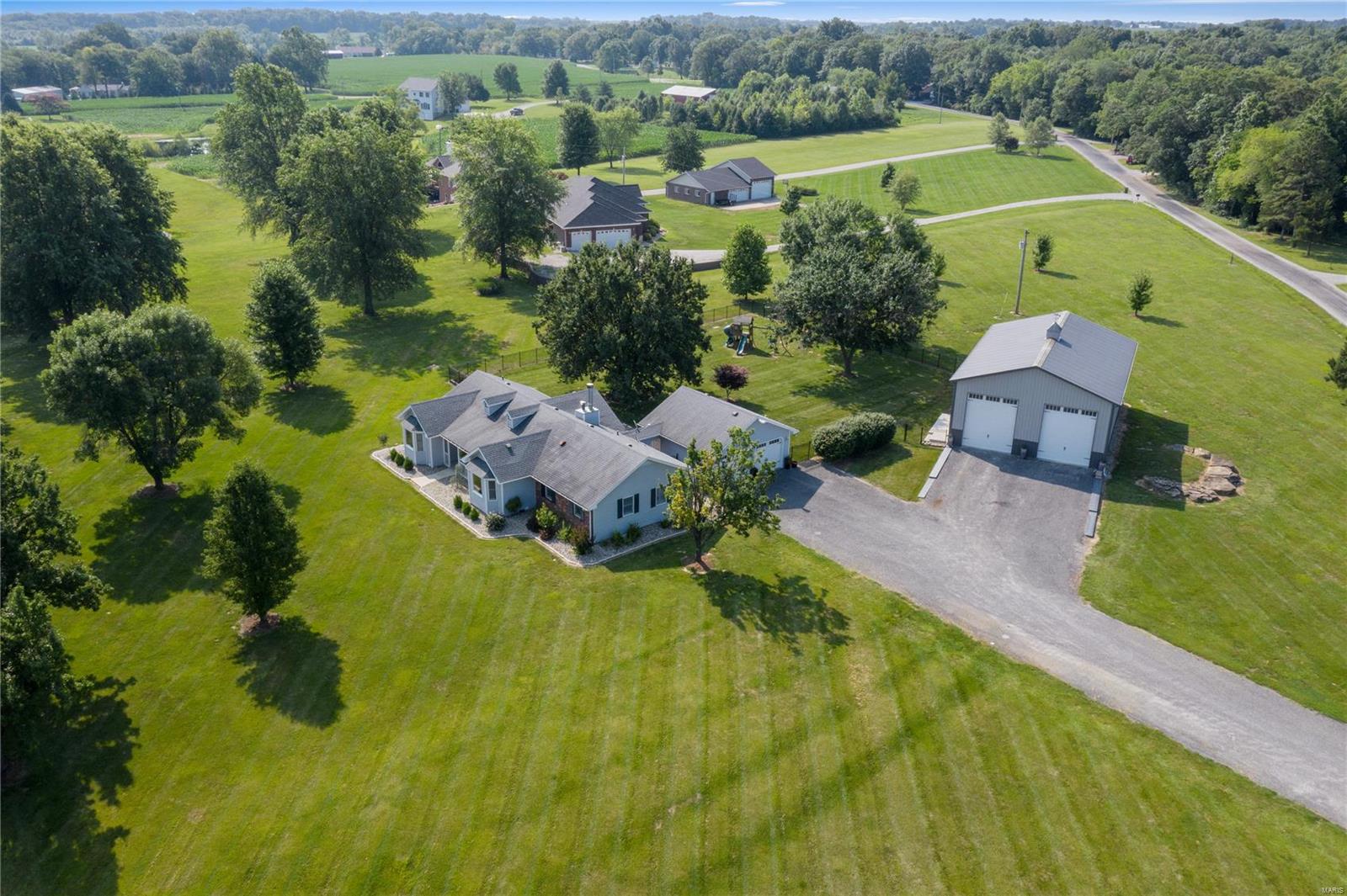 2201 Stemler Road Columbia, IL 62236 - Photo 37 of 39 Gallery Image 37