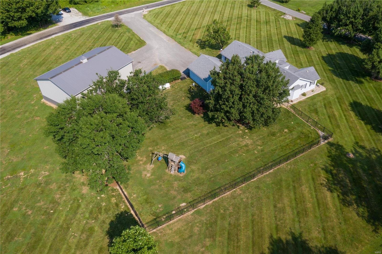 2201 Stemler Road Columbia, IL 62236 - Photo 38 of 39 Gallery Image 38