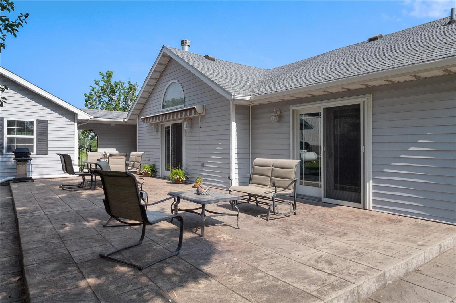 2201 Stemler Road Columbia, IL 62236 - Photo 7 of 39 Gallery Image 7