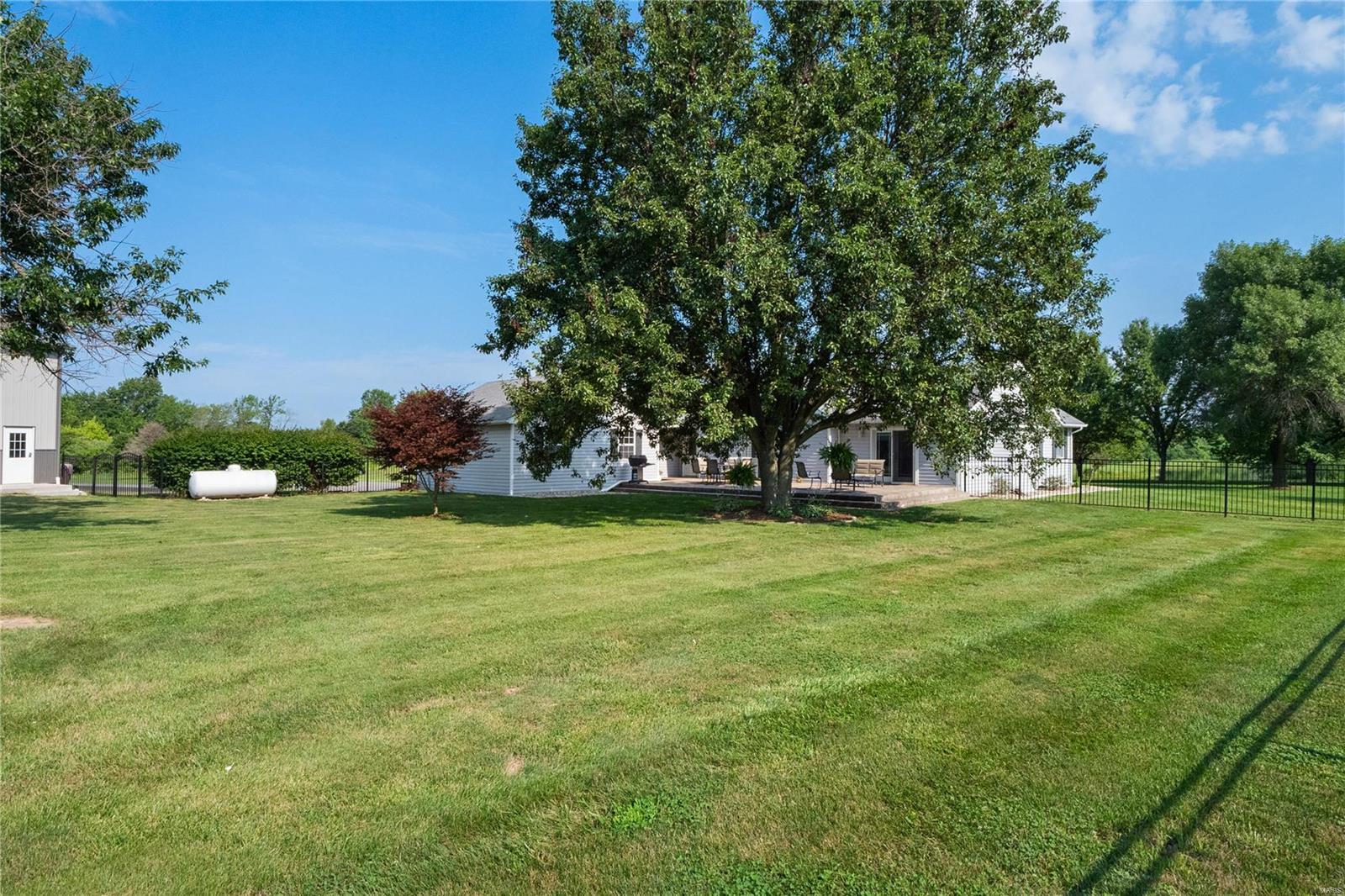 2201 Stemler Road Columbia, IL 62236 - Photo 9 of 39 Gallery Image 9