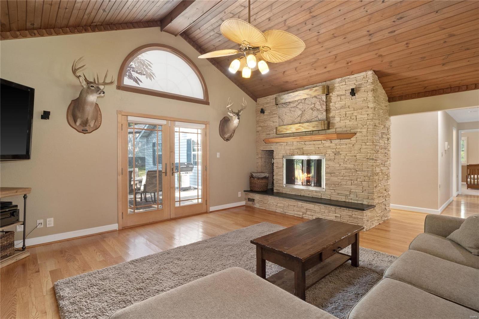 2201 Stemler Road Columbia, IL 62236 - Photo 10 of 39 Gallery Image 10