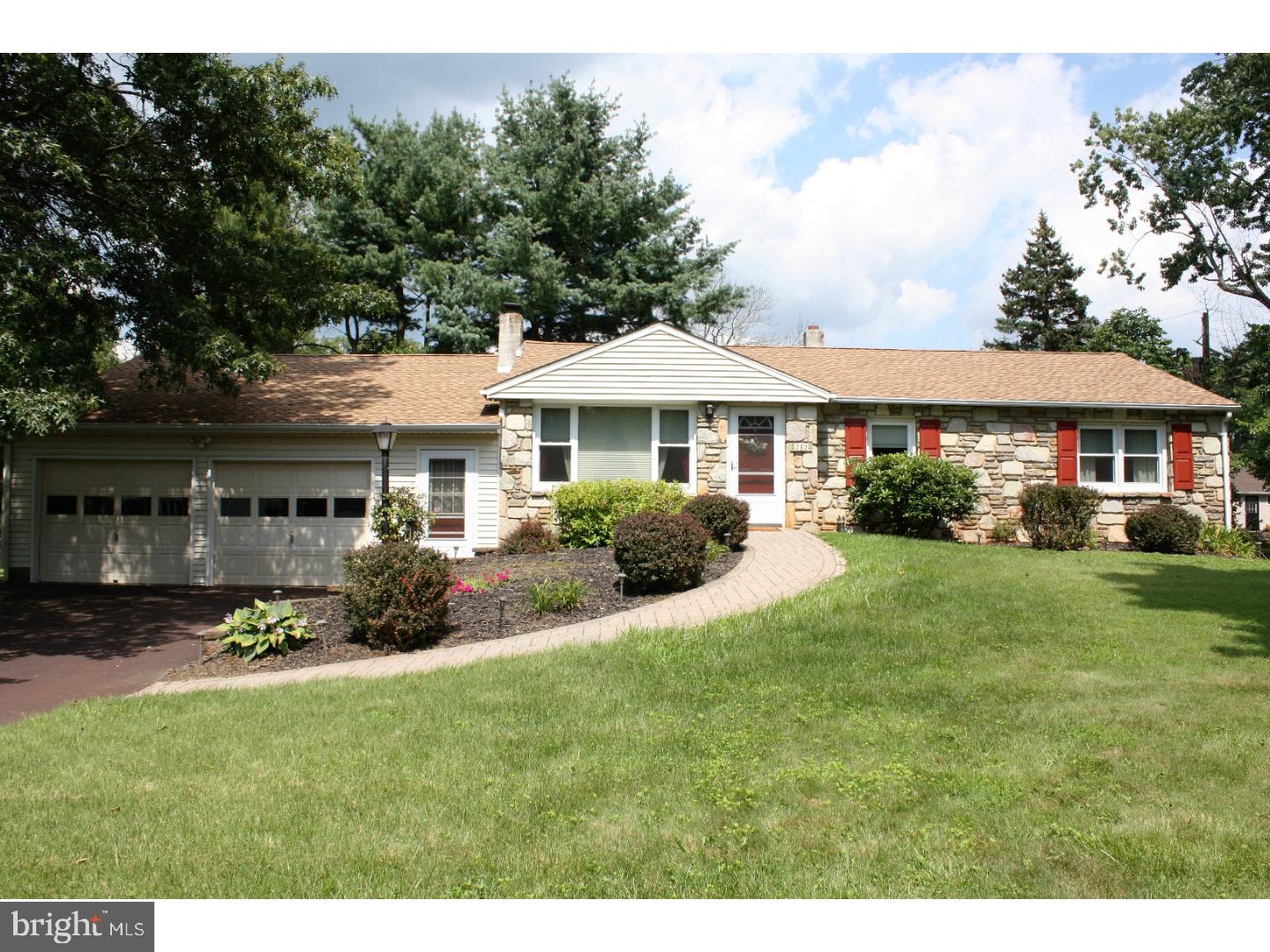 919 Bent Road Hatfield, PA 19440 - Photo 1 of 24 Exterior Front