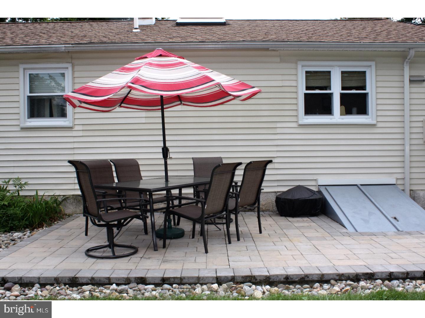 919 Bent Road Hatfield, PA 19440 - Photo 21 of 24 Patio