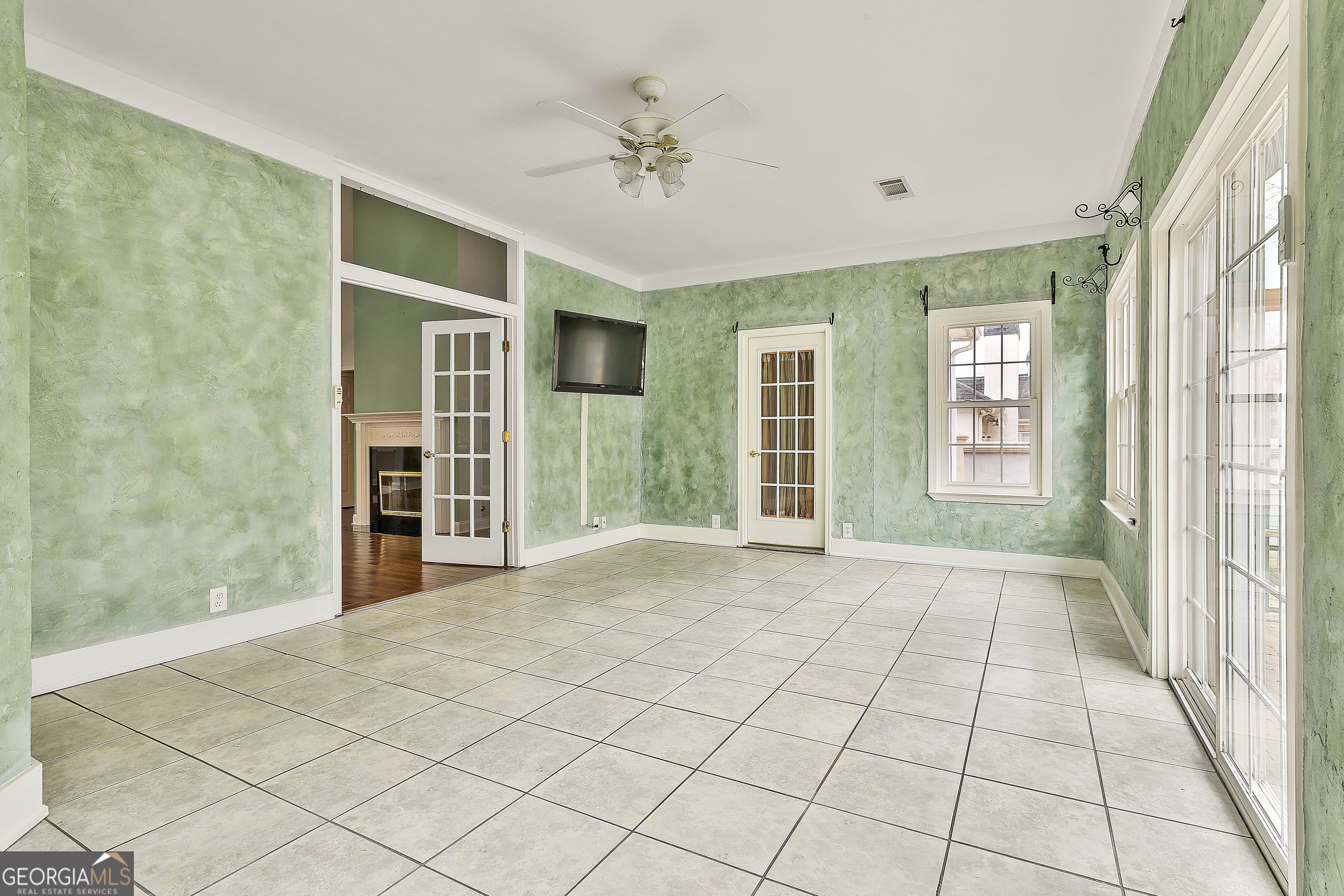 207 Prestwick Way North Stockbridge, GA 30281 - Photo 36 of 44 a view of an empty room with a window