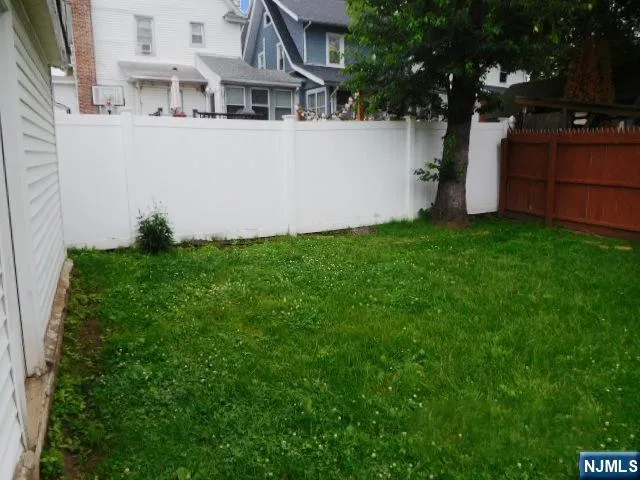 $514,900 | 227 Beechwood Avenue, Bogota, NJ 07603