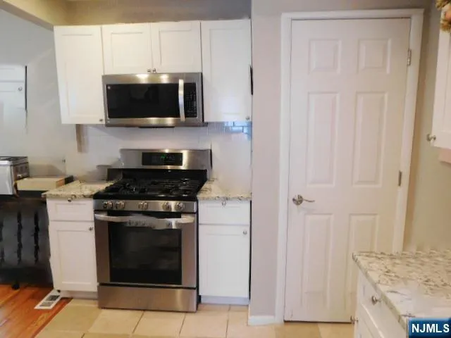 $514,900 | 227 Beechwood Avenue, Bogota, NJ 07603