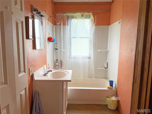 $95,000 | 201 Kaskaskia Street, Ruma, IL 62278