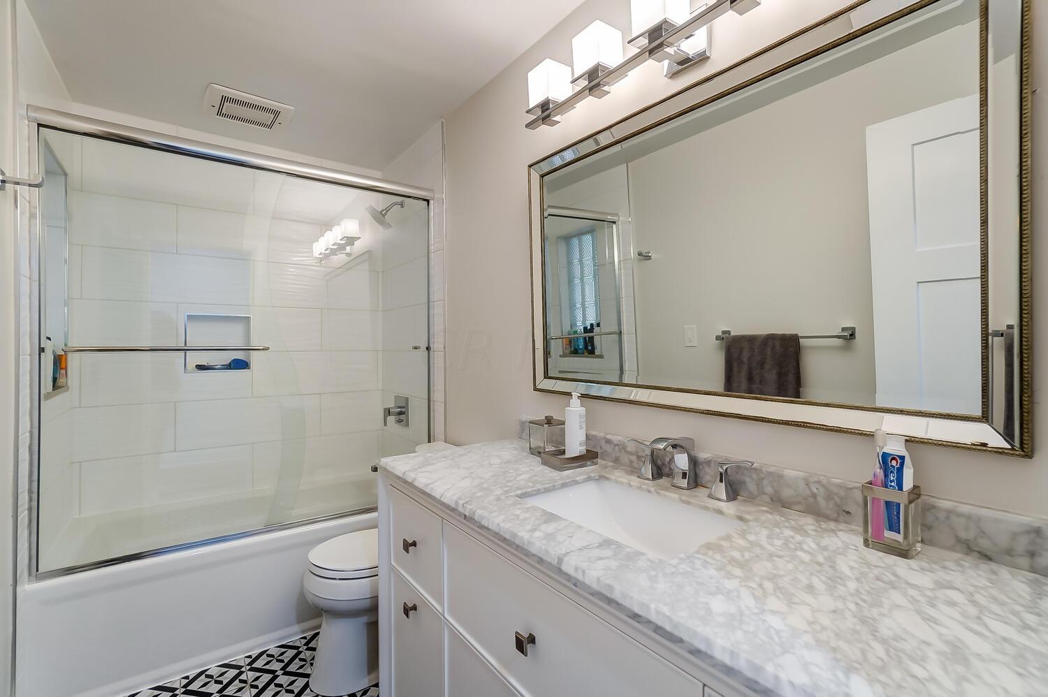 1700 Fishinger Road Upper Arlington, OH 43221 - Photo 33 of 52 50038936-033_web