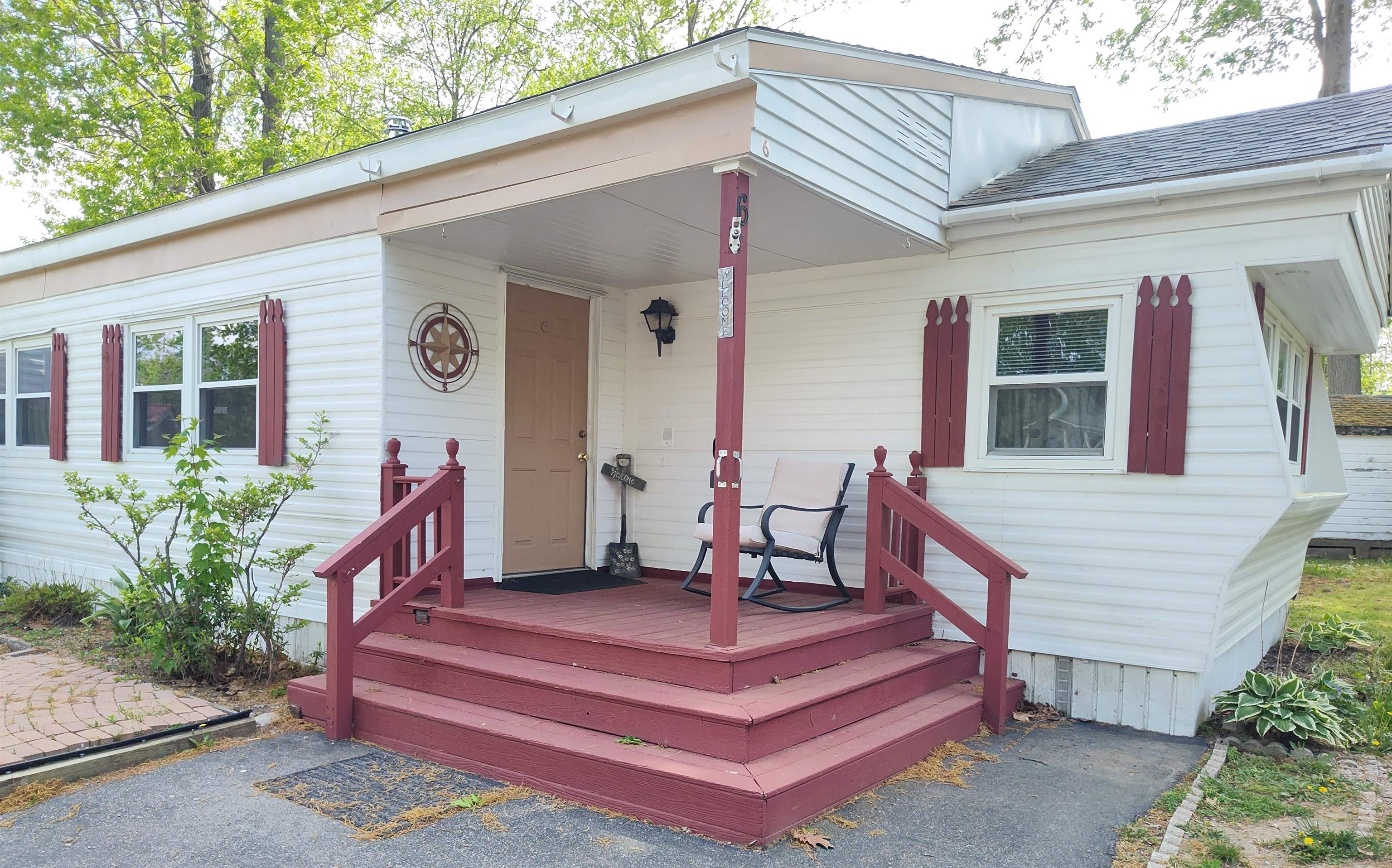6 South Dewberry Rochester, NH 03867 - Photo 2 of 35