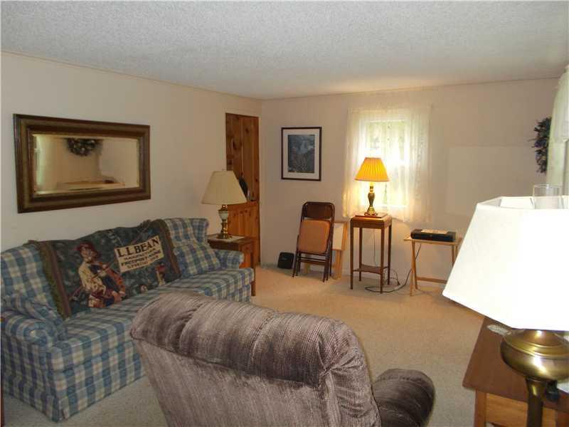 36 Applebee Hill Road Guilford, ME 04443 - Photo 7 of 22 Living Room.