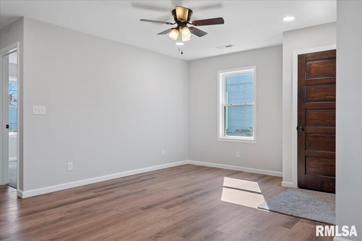 1936 North 21st Street Springfield, IL 62702 - Photo 3 of 22 Gallery Image 3